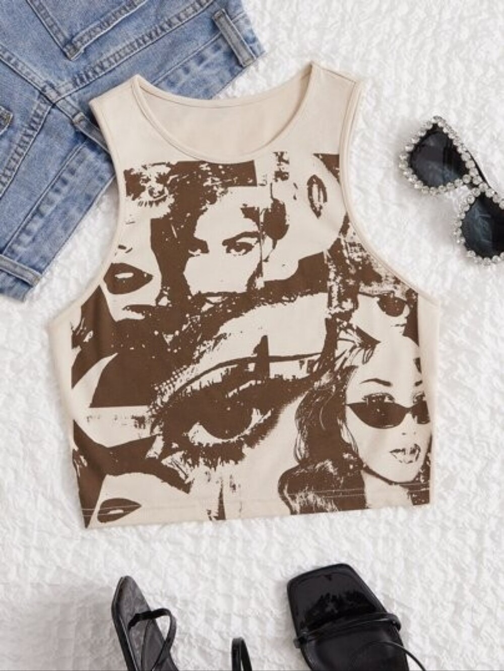 Crop Tank with Black Graphic Print